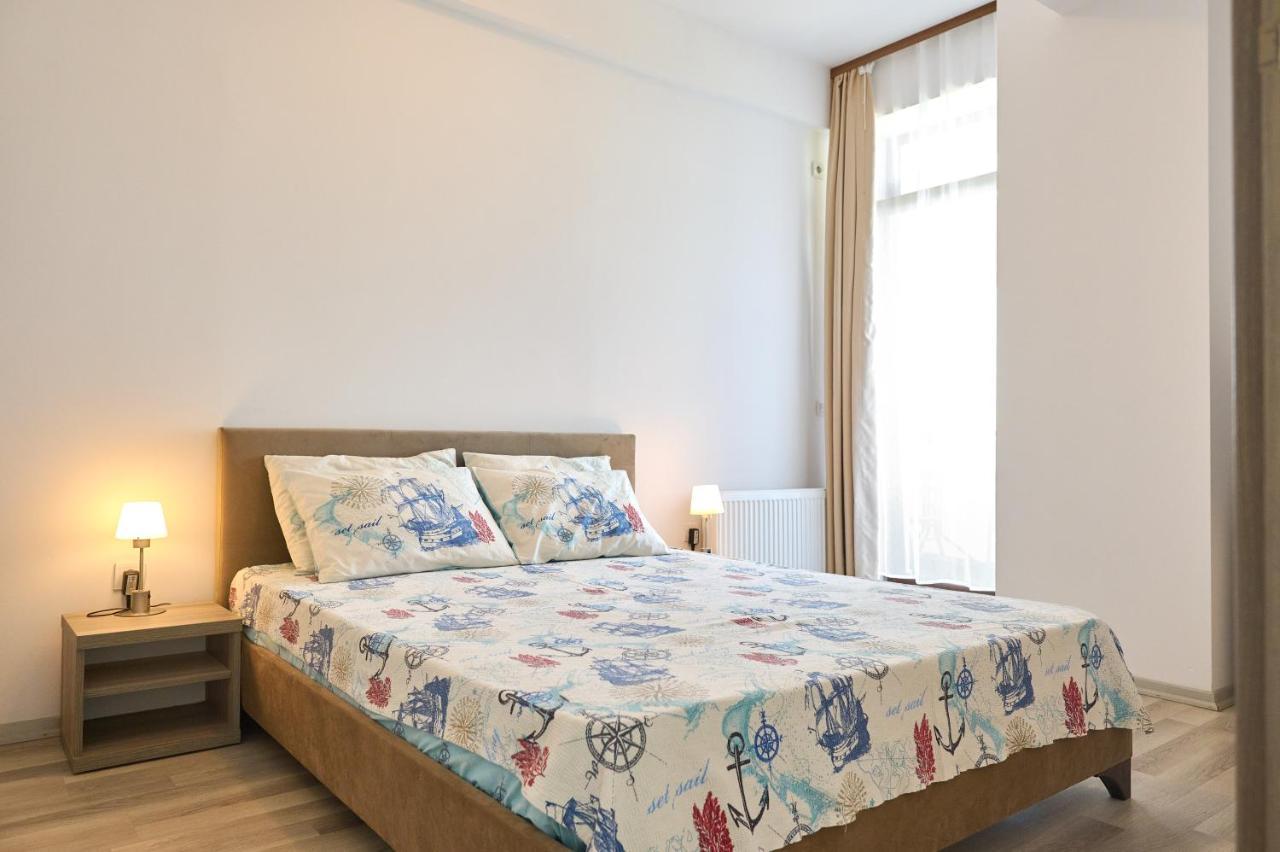Alina Lake View Apartment Mamaia Exterior foto