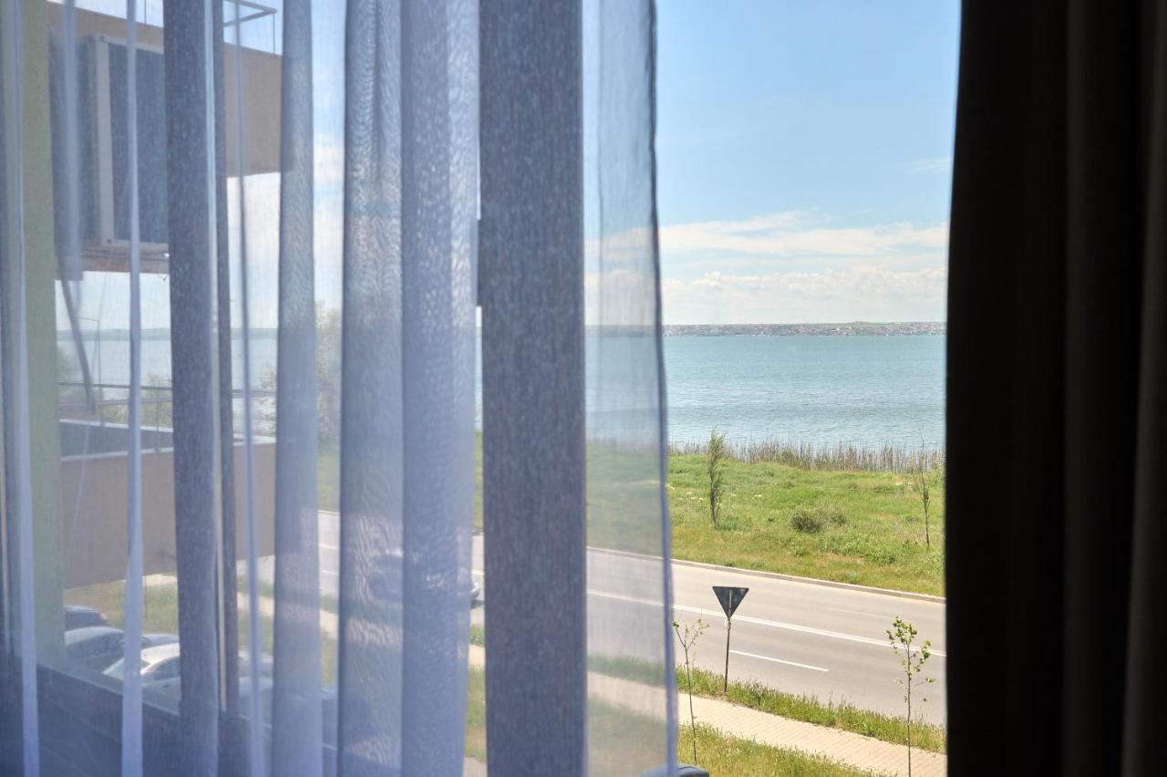 Alina Lake View Apartment Mamaia Exterior foto